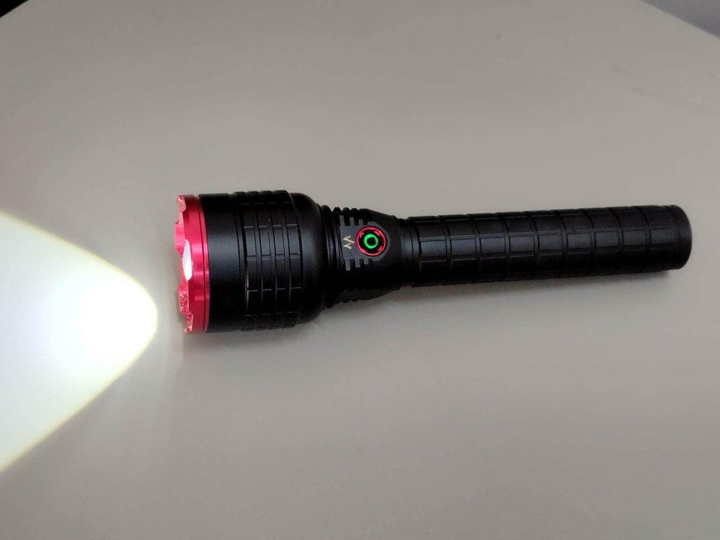 7MD LED Flash Light Powerful Rechargeable LED Torch High Quality Night Light With 3 Lighting Modes & Free Leather Bag #9506