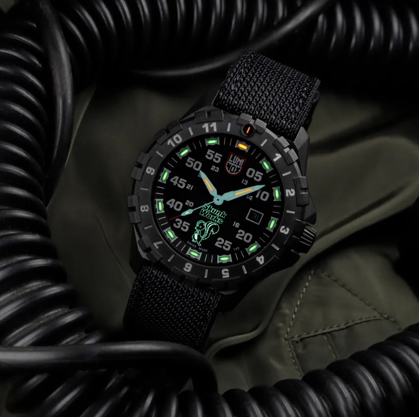 LUMINOX F-117 NIGHTHAWK X SKUNK WORKS 6440 SERIES HERITAGE WRISTWATCH, 44 MM #XA.6442.H.SET