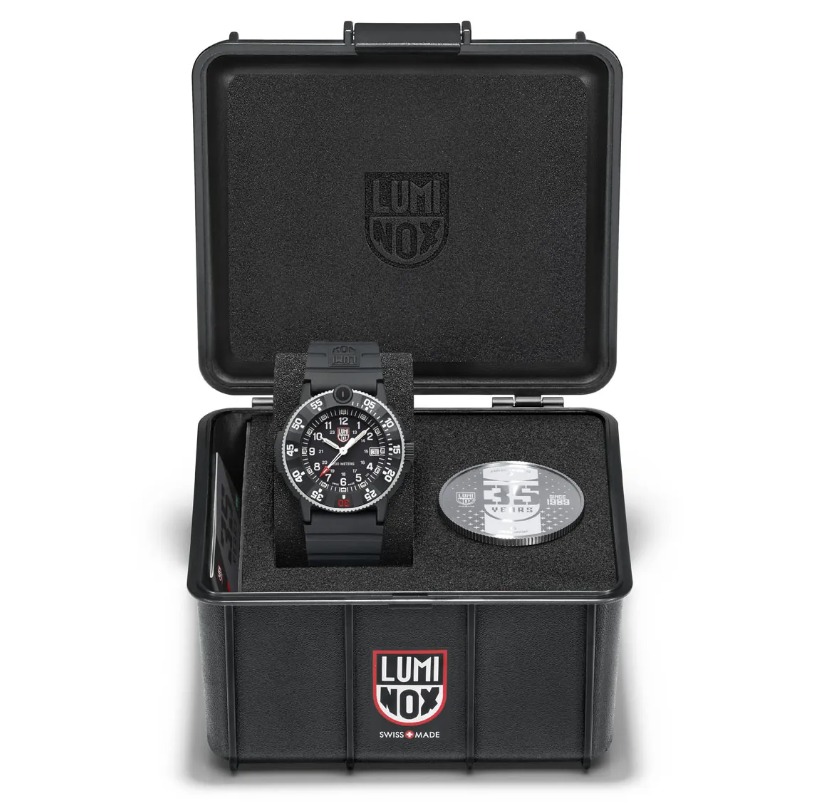 LUMINOX NAVY SEAL ORIGINAL 3001 HERITAGE DIVE WATCH, 43 MM #XS.3001.H.SET